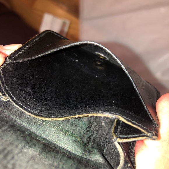 Louis Vuitton Coin Purse - Picture 10 of 13